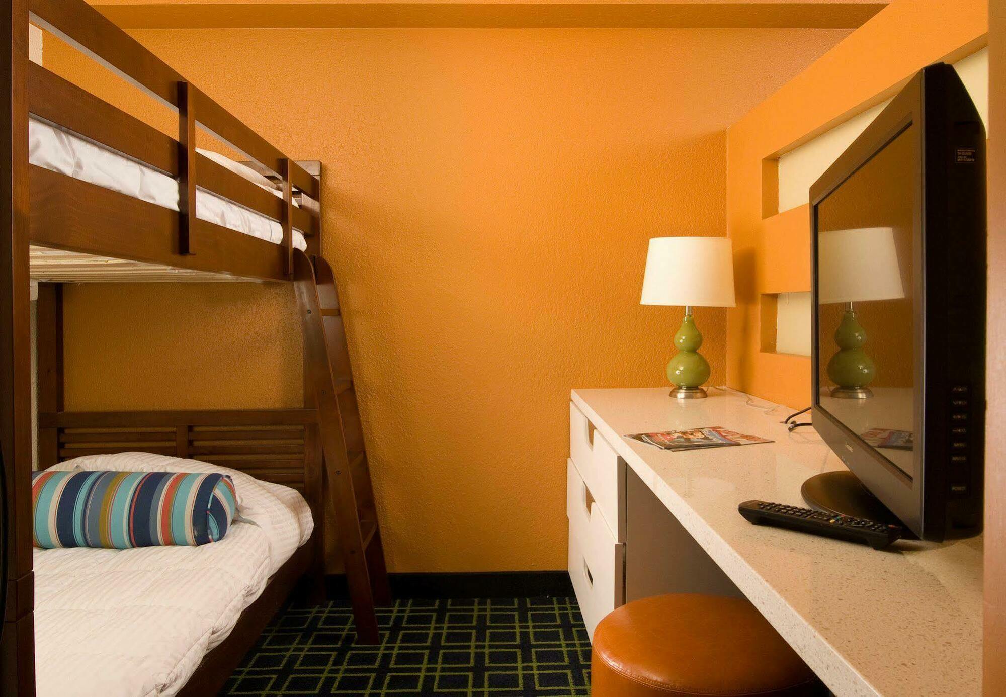 Fairfield Inn & Suites By Marriott Orlando Lake Buena Vista Habitación foto